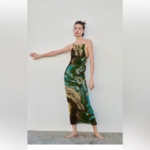 Zara tulle midi dress. Size small